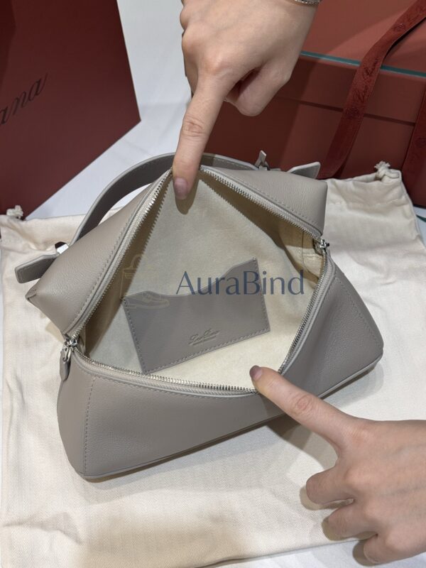 ExtraBag23 handbag [Lychee Texture, Dove Color]