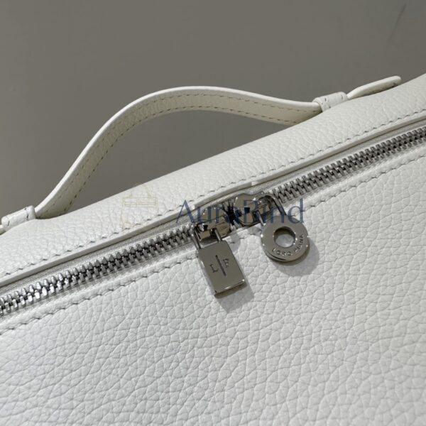 [L19 Milk White]