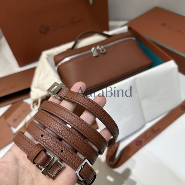 [L19 Brick Red]