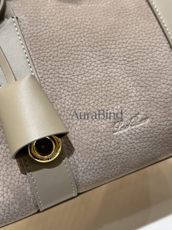 Loro Piana Loom Bag L25（Almond）