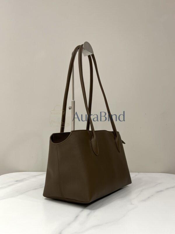 TR Terrasse (Fetal Cowhide Tea Brown)