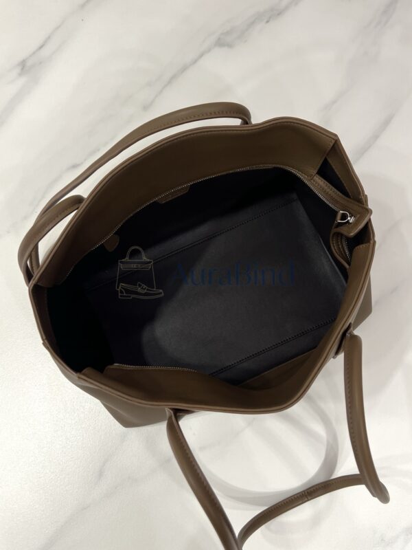 TR Terrasse (Fetal Cowhide Tea Brown)