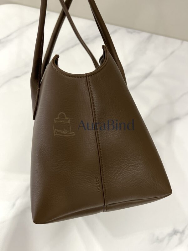 TR Terrasse (Fetal Cowhide Tea Brown)